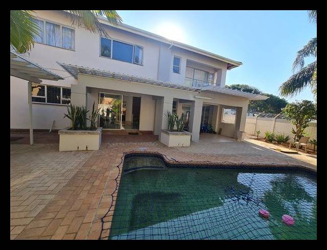 4 BEDROOM HOUSE FOR SALE IN SUNNINGDALE